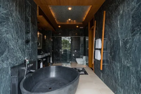 Casa de 5 dormitorios en Naithon Beach, Tailandia № 132056 - foto 28
