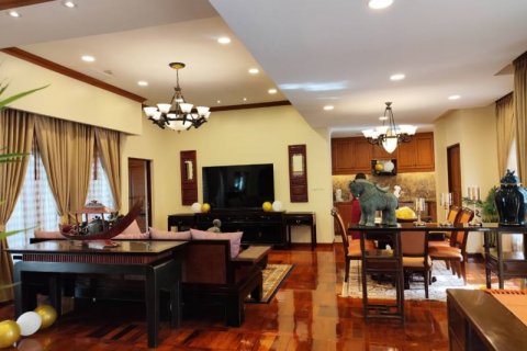 Casa de 2 dormitorios en Pattaya, Tailandia № 119073 - foto 5