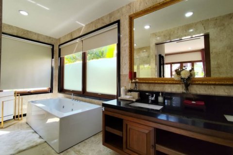 Casa de 3 dormitorios en Pattaya, Tailandia № 119072 - foto 12