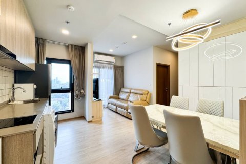 Condo in Suan Luang, Bangkok, Thailand, 2 bedrooms  № 125828