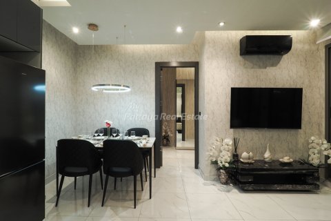 Condominio de 2 dormitorios en Bang Lamung, Tailandia № 126557 - foto 3