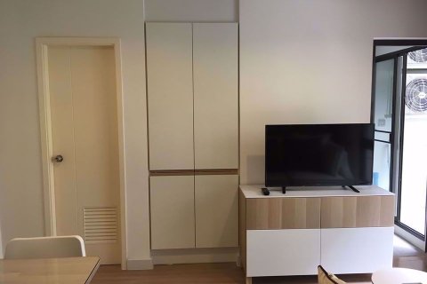 Condo à Khlong Toei, Bangkok, Thaïlande, 1 chambre  № 76516 - photo 5