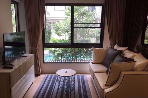 Condo à Khlong Toei, Bangkok, Thaïlande, 1 chambre  № 76516 - photo 2
