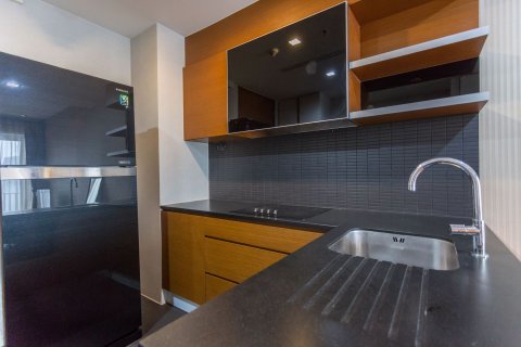 Condo à Khlong Toei, Bangkok, Thaïlande, 2 chambres  № 76518 - photo 8