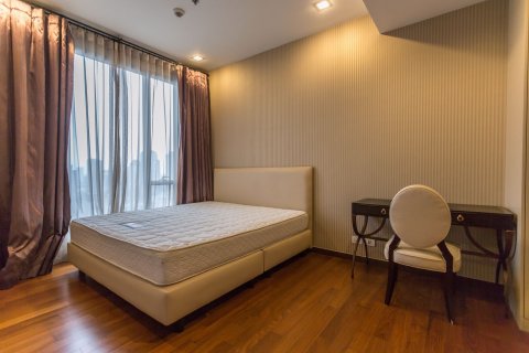 Condo à Khlong Toei, Bangkok, Thaïlande, 2 chambres  № 76518 - photo 11