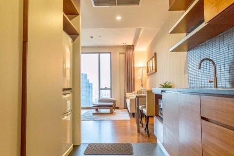 Condominio de 1 dormitorio en Khlong Toei, Bangkok, Tailandia № 76517 - foto 4