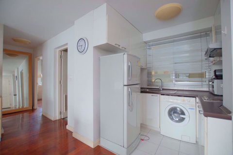 Condominio de 2 dormitorios en Watthana, Bangkok, Tailandia № 76514 - foto 4