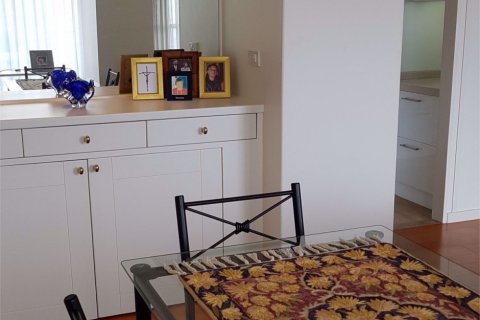 Condominio de 1 dormitorio en Watthana, Bangkok, Tailandia № 76595 - foto 11