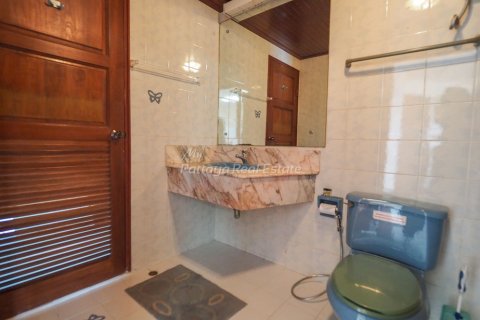 Condominio de 1 dormitorio en Bang Lamung, Tailandia № 125739 - foto 13