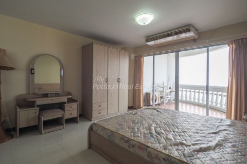 Condominio de 1 dormitorio en Bang Lamung, Tailandia № 125739 - foto 11
