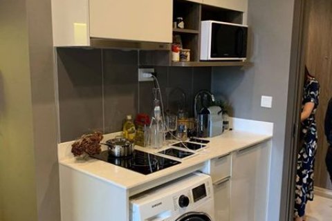 Condominio de 1 dormitorio en Bangkok, Tailandia № 144010 - foto 2