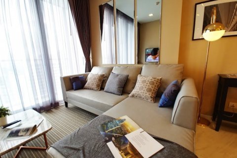 Condo in Bangkok, Thailand, 2 bedrooms  № 144013