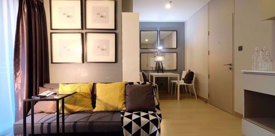 Condominio de 2 dormitorios en Bangkok, Tailandia en LUMPINI SUITE PHETCHABURI - MAKKASAN  № 77807