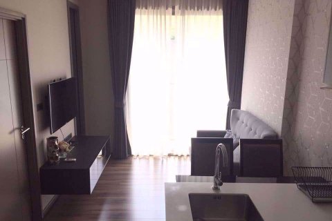 Кондоминиум с 1 спальней в Бангкоке, Таиланд в Ceil By Sansiri № 111056