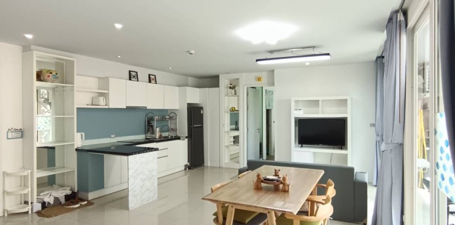 Apartamento de 3 habitaciones en Pattaya, Tailandia № 144398
