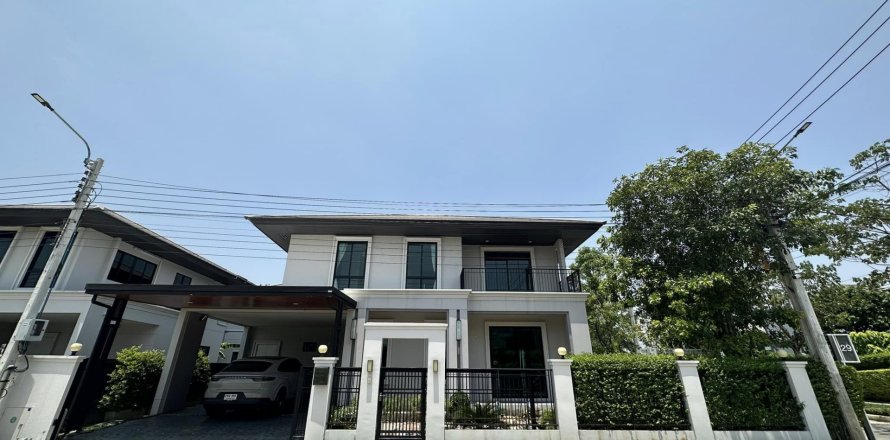 Casa de 4 dormitorios en Bangkok, Tailandia № 82896
