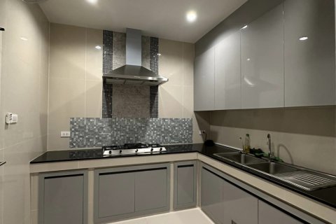 Casa de 4 dormitorios en Bangkok, Tailandia № 82896 - foto 10