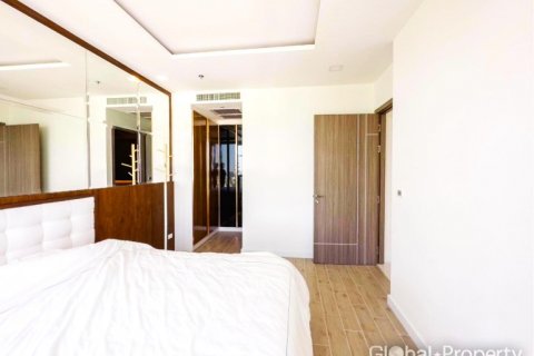 Condominio de 2 dormitorios en Pattaya, Tailandia № 81843 - foto 11