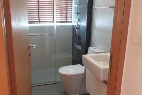 Off-Plan Millennium Residence in Bangkok, Thailand № 36648 - Foto 17