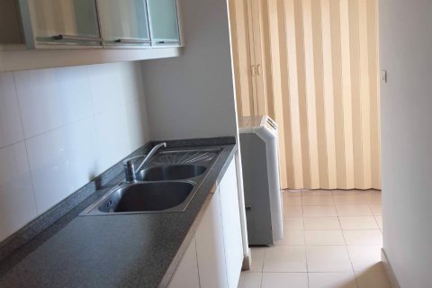Off-Plan Millennium Residence in Bangkok, Thailand № 36648 - Foto 14