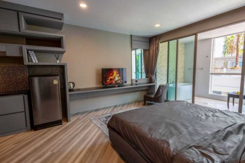 Estudio en el condominio en Bang Tao, Tailandia № 120958 - foto 3