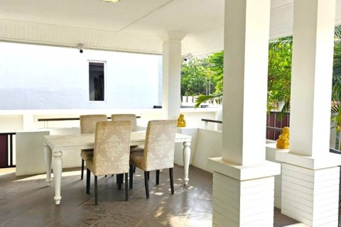 House in Pattaya, Thailand 4 bedrooms № 100740 - photo 22