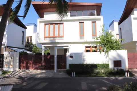 Casa de 3 dormitorios en Hua Hin, Tailandia № 125224