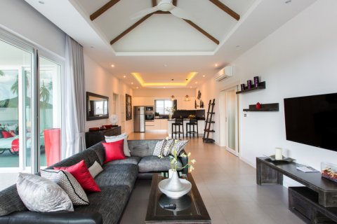 Casa de 3 dormitorios en Hua Hin, Tailandia № 125301 - foto 12