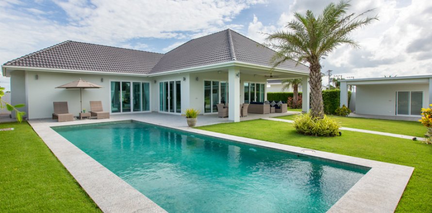 Casa de 3 dormitorios en Hua Hin, Tailandia № 125301