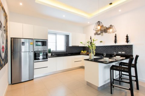 Casa de 3 dormitorios en Hua Hin, Tailandia № 125300 - foto 5