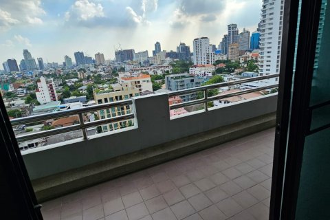 คอนโดมิเนียมในวัฒนา, กรุงเทพฯ, ประเทศไทย, 4 ห้องนอน № 123756 - รูปถ่าย 11