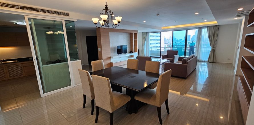 คอนโดมิเนียมในวัฒนา, กรุงเทพฯ, ประเทศไทย, 4 ห้องนอน № 123756