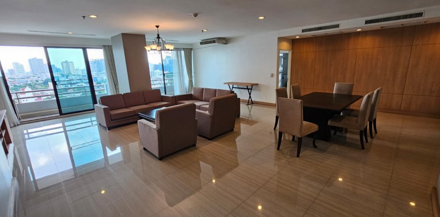 คอนโดมิเนียมในวัฒนา, กรุงเทพฯ, ประเทศไทย, 4 ห้องนอน № 123755