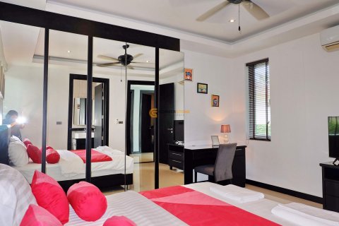 Estudio en Pattaya, Tailandia № 132181 - foto 26