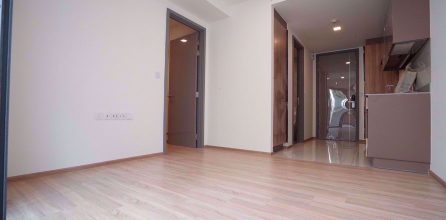 Condo à Bangkok, Thaïlande, 1 chambre à Taka Haus Ekamai 12 № 78214