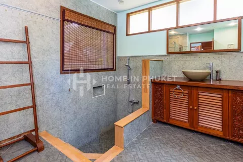 Casa de 4 dormitorios en Phuket, Tailandia № 131589 - foto 16