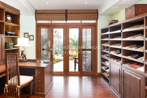Casa de 4 dormitorios en Phuket, Tailandia № 131589 - foto 10