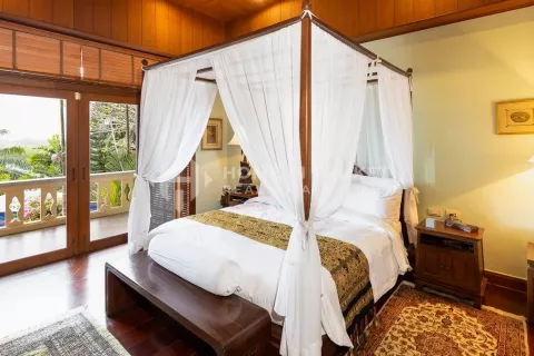 Casa de 4 dormitorios en Phuket, Tailandia № 131589 - foto 13