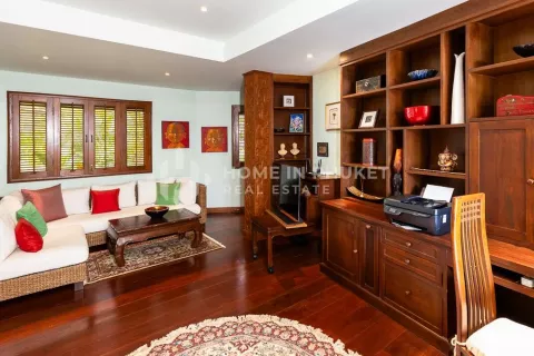 Casa de 4 dormitorios en Phuket, Tailandia № 131589 - foto 11