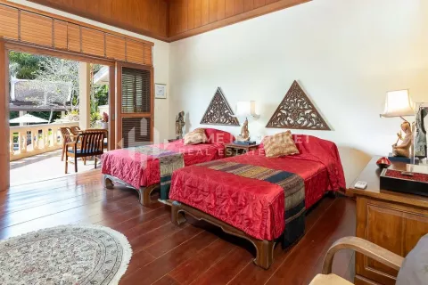 Casa de 4 dormitorios en Phuket, Tailandia № 131589 - foto 24