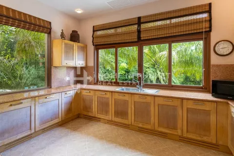 Casa de 4 dormitorios en Phuket, Tailandia № 131589 - foto 7