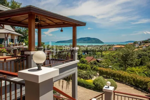 Casa de 4 dormitorios en Rawai, Tailandia № 131592 - foto 3
