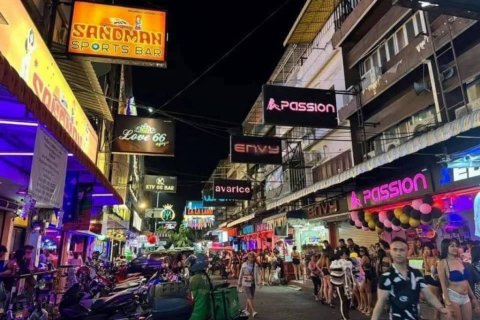 Local comercial en Pattaya, Tailandia № 132482 - foto 5