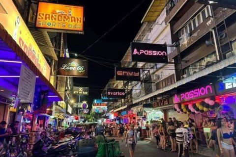 Propriété commerciale à Pattaya, Thaïlande № 132482
