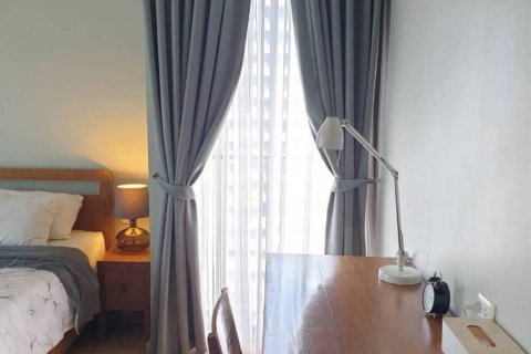 Condominio de 2 dormitorios en Khlong Toei, Bangkok, Tailandia № 132483 - foto 7