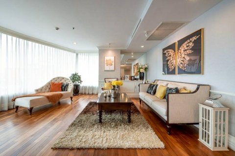 Condominio de 3 dormitorios en Bangkok, Tailandia № 132405 - foto 2