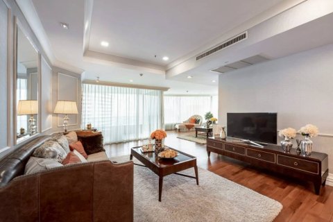 Condominio de 3 dormitorios en Bangkok, Tailandia № 132405