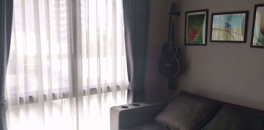 Condominio de 1 dormitorio en Khlong Toei, Bangkok, Tailandia № 76638