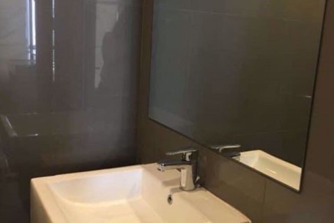 Condominio de 1 dormitorio en Bang Rak, Bangkok, Tailandia № 76639 - foto 6