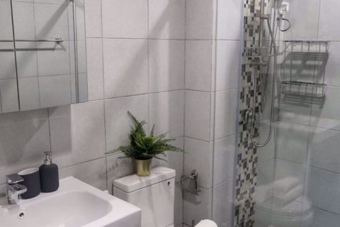 Condo in Thonburi, Bangkok, Thailand, 1 bedroom № 76644 - photo 14